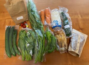 坂ノ途中の定期便で届いたお野菜。おまかせセット2種とにんじん、単品野菜ときまぐれ野菜